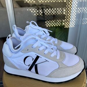 Calvin Klein Calea Monogram Logo Sneaker size 8